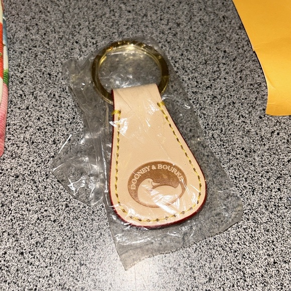 Dooney & Bourke Coated Floral Print Janine Satchel-5 Pieces included/bundle - Picture 14 of 17